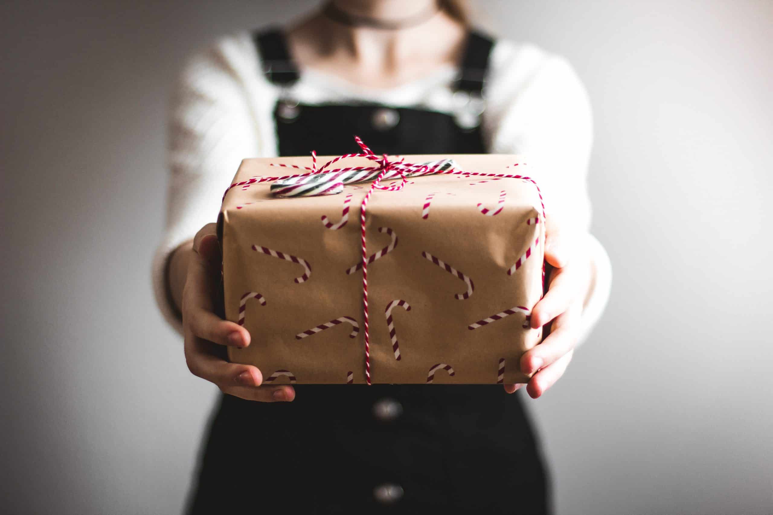 employee gift giving